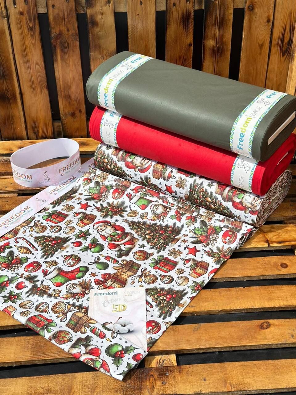 5D Dijital Poplin Kumaş  Noel Baba– 240 cm  %100 Pamuk  130 GSM